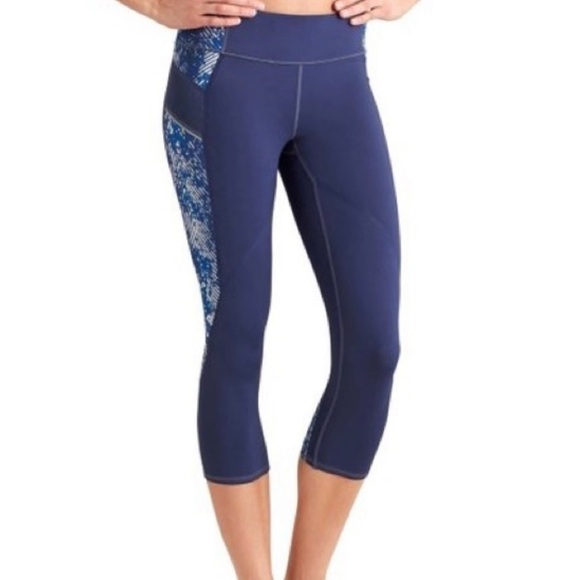 Athleta Deep Indigo Revolve Stride Capri Leggings XS - Picture 1 of 5
